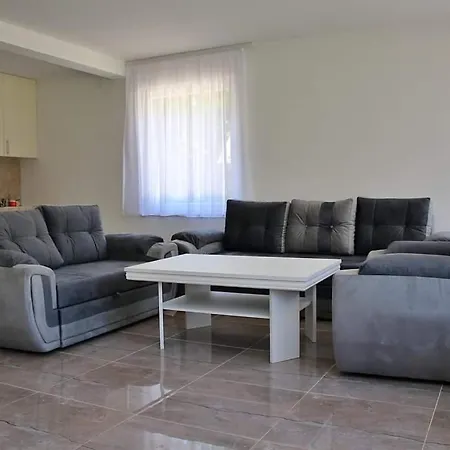 Vikendica Gajic Feriehus Sipovo